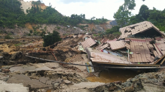 Ngeri, Begini Kerusakan Akibat Tanah Ambles di Kutai Kartanegara