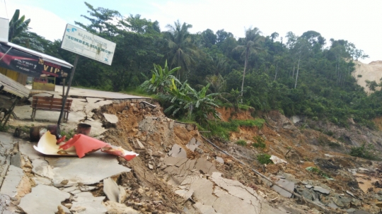 Ngeri, Begini Kerusakan Akibat Tanah Ambles di Kutai Kartanegara