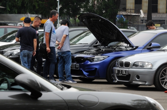 Komunitas BMW M Owners Club Indonesia Gelar Drift Clinic