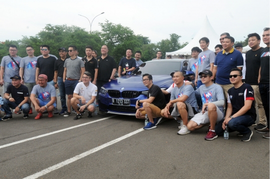 Komunitas BMW M Owners Club Indonesia Gelar Drift Clinic