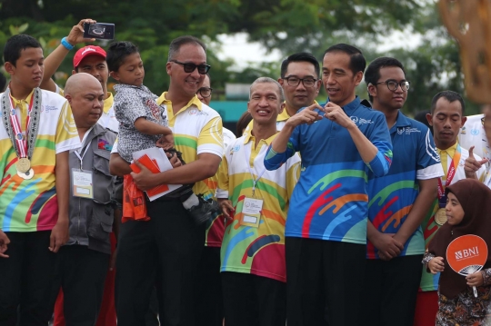 Jokowi Peringati Hari Disabilitas International di Bekasi