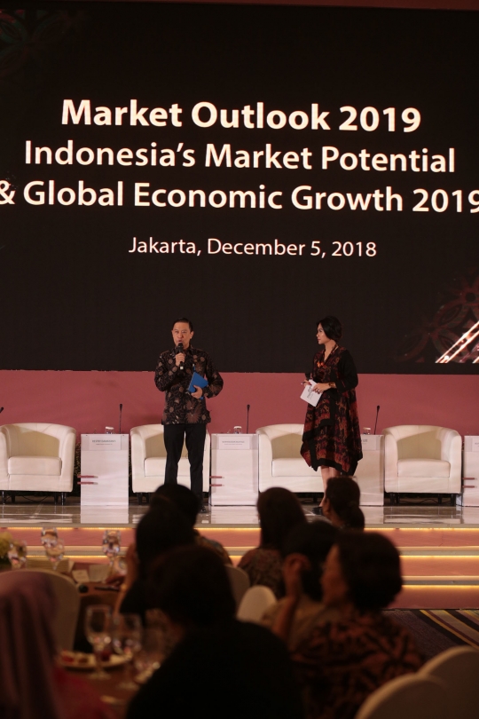 Thomas Lembong Paparkan Kebijakan Pemerintah di Market Outlook 2019