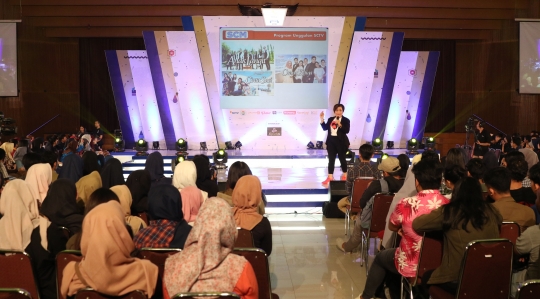 Direktur Program SCM Berbagi Materi Pertelevisian di EGTC 2018 Bandung