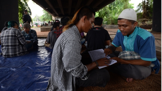 Komunitas Tasawuf Underground di Tebet Ajak Anak Punk Mengaji