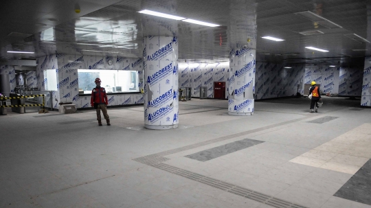 Menengok Isi Stasiun MRT Bundaran HI