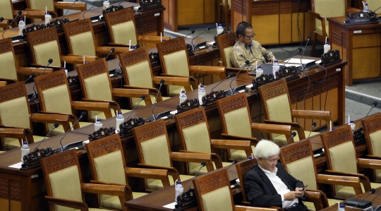 Pengesahan RUU Kerjasama Bidang Pertahanan