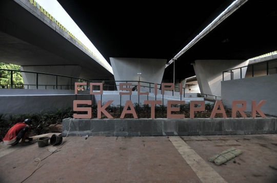 Menengok Pembangunan Skate Park di Kolong Flyover Slipi