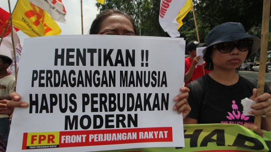 Peringatan Hari Buruh Migran Internasional, Massa Demo di Istana Merdeka