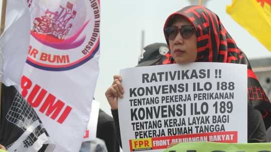 Peringatan Hari Buruh Migran Internasional, Massa Demo di Istana Merdeka