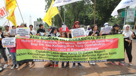 Peringatan Hari Buruh Migran Internasional, Massa Demo di Istana Merdeka