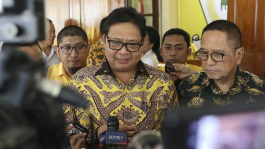 Airlangga Hartarto Berikan Pembekalan kepada Caleg DPR Partai Golkar