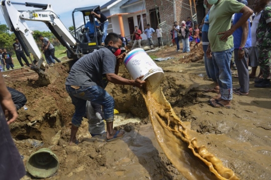 Penemuan Puluhan Jenazah Korban Tsunami Aceh di Galian Septic Tank