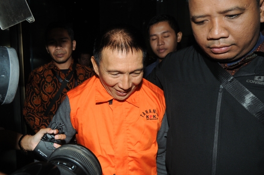 KPK Tahan Bendahara Umum Koni Terikat Suap Dana Hibah