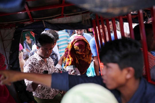 Semangat Pengungsi Rohingya Tempuh Pendidikan Tinggi di Bangladesh