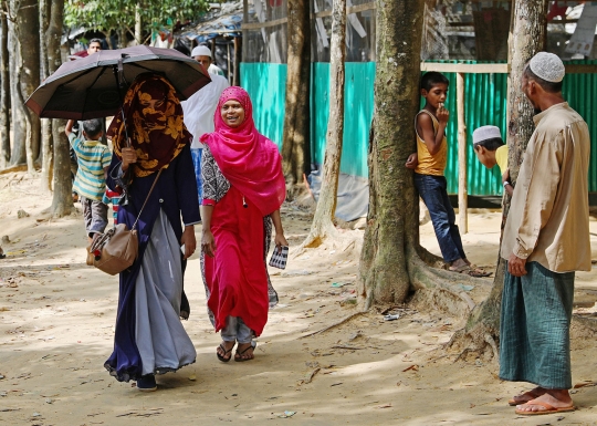 Semangat Pengungsi Rohingya Tempuh Pendidikan Tinggi di Bangladesh
