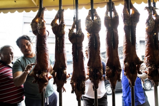 Menyambut Natal, Lechon Jadi Hidangan Favorit Warga Filipina