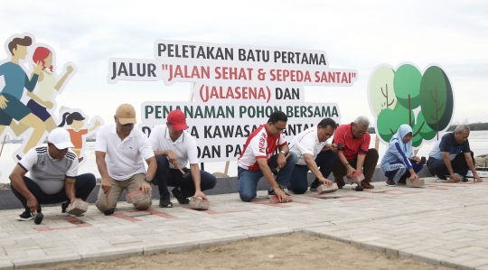 Gubernur Anies Resmikan Pembangunan Jalur Jalasena di Pantai Kita dan Pantai Maju