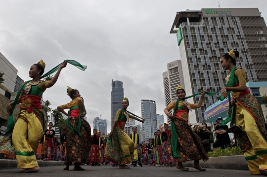 Car Free Day di HI Dimeriahkan Tari Massal Sambut MRT Jakarta