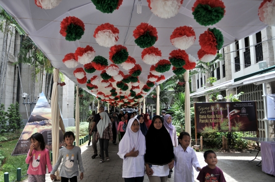 Wisata Toleransi di Gereja Katedral