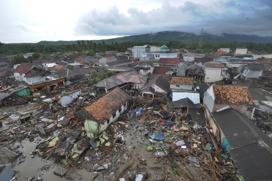 Pantauan Udara Kerusakan Paling Parah Akibat Tsunami Selat Sunda