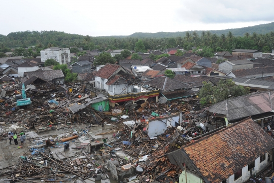 Pantauan Udara Kerusakan Paling Parah Akibat Tsunami Selat Sunda