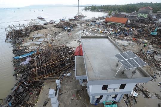 Pantauan Udara Kerusakan Paling Parah Akibat Tsunami Selat Sunda