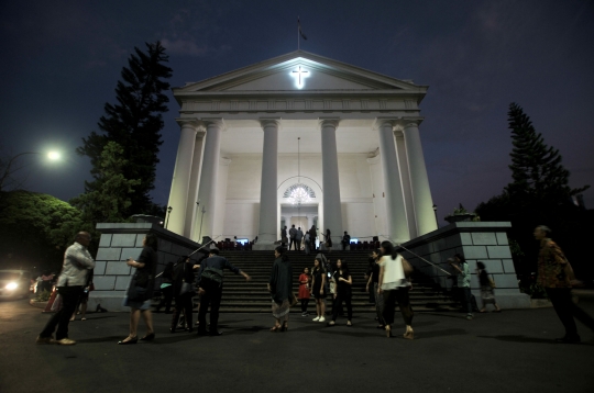 Misa Malam Natal di Gereja Immanuel