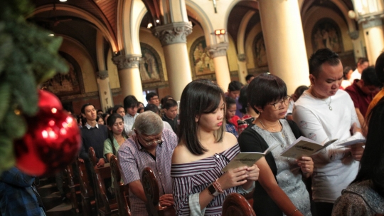 Uskup Agung Jakarta Pimpin Misa Natal di Gereja Katedral