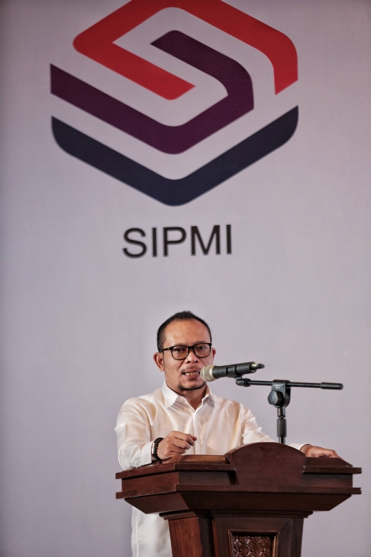 Menaker Hanif Dhakiri Luncurkan Aplikasi SIPMI