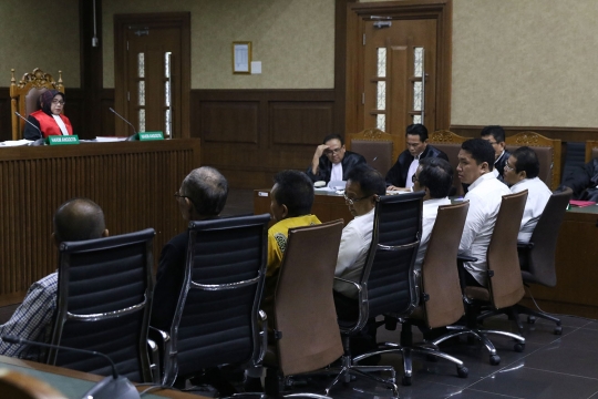 Tujuh Mantan Anggota DPRD Sumut Didakwa Terima Suap