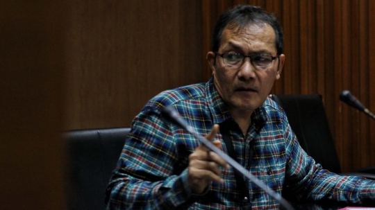 KPK Tunjukkan Uang Suap Pejabat Kementerian PUPR Senilai Miliaran Rupiah