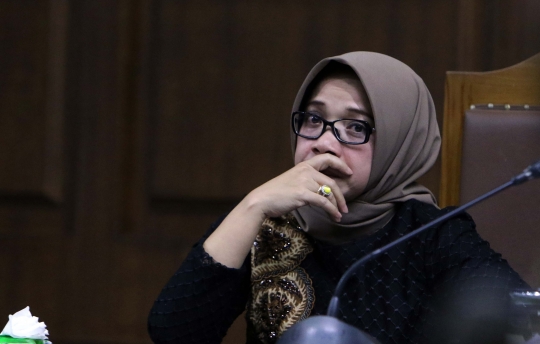 Reaksi Eni Maulani Saragih Saat Mendengar 7 Saksi Terkait Kasus Suap PLTU Riau