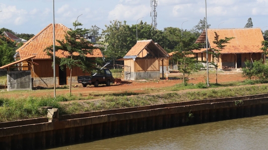 Melihat Progres Pembangunan Rumah Betawi di Setu Babakan