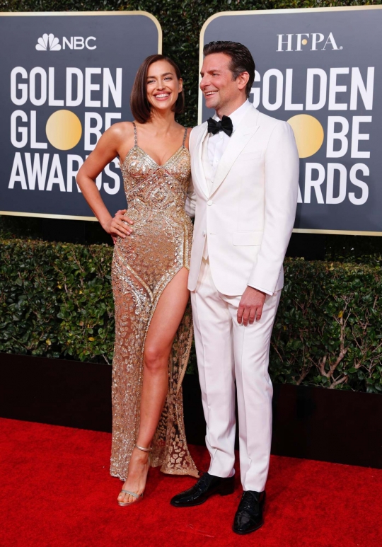 Kemesraan Irina Shayk dan Bradley Cooper di Golden Globe Awards