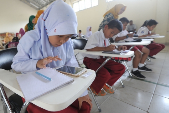 Antusiasme Pelajar Ikut Lomba Matematika dengan Metode Gasing