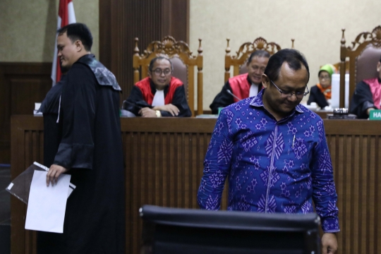 Wasekjen Partai Golkar Bersaksi di Sidang Eni Saragih