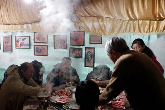Uniknya Restoran Terbuat dari Es di China