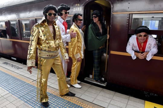 Stasiun Kereta di Sydney Diserbu Ratusan Penggemar Elvis Presley