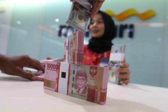 Nilai Tukar Rupiah Bertahan di Zona Hijau