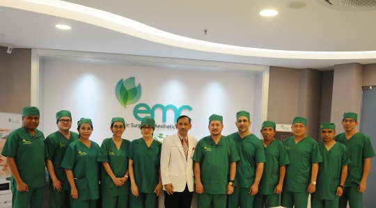 Mengenal Operasi Plastik Liposuction oleh Dokter Avraham Levy di RS EMC Sentul