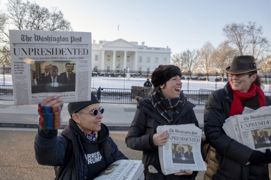Bikin Heboh, Koran Tiruan Washington Post Kabarkan Donald Trump Mundur
