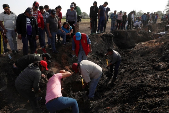 Ledakan Pipa Bahan Bakar di Meksiko, Tim Forensik Lakukan Olah TKP