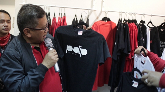 Peluncuran Official Store Atribut PDIP