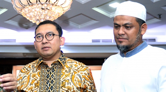 Keluarga dan Kuasa Hukum Abu Bakar Bashir Datangi Fadli Zon