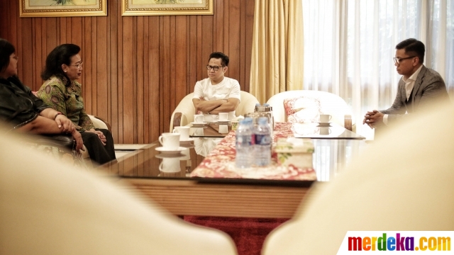 Foto : Bahas Pemilu, Pimpinan DPD RI Sambangi Rumah Cak 