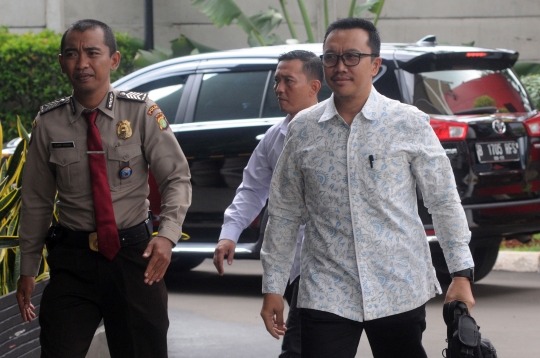 Menpora Iman Nahrawi Penuhi Panggilan KPK