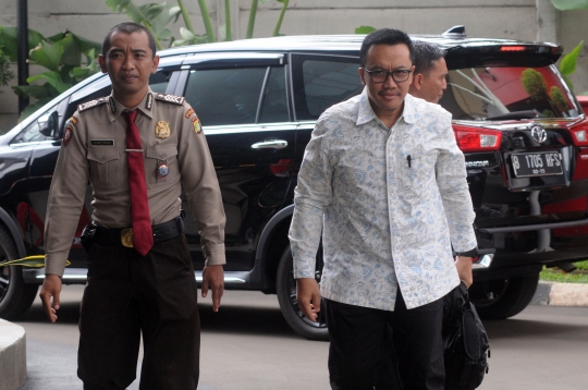 Menpora Iman Nahrawi Penuhi Panggilan KPK