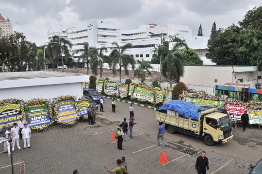 Karangan Bunga Pejabat Negara untuk Eka Tjipta Widjaja