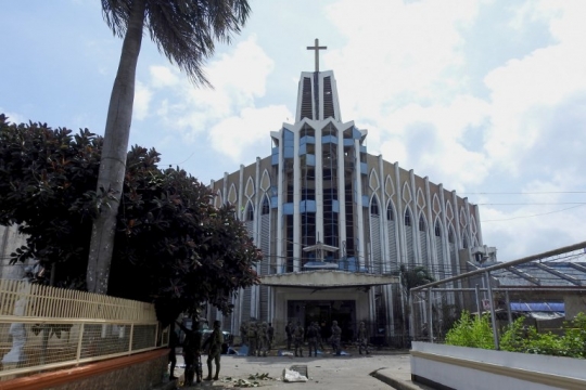 Suasana Mencekam Gereja Katedral di Filipina Usai Ledakan Dua Bom Teroris