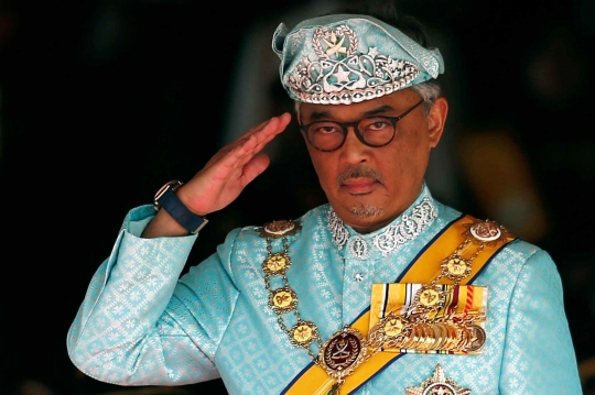 Momen Pelantikan Sultan Abdullah Jadi Raja Malaysia